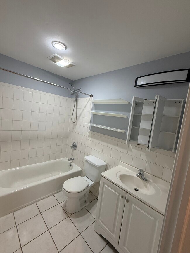 Photo - 28 Middle St Unit 28 middle