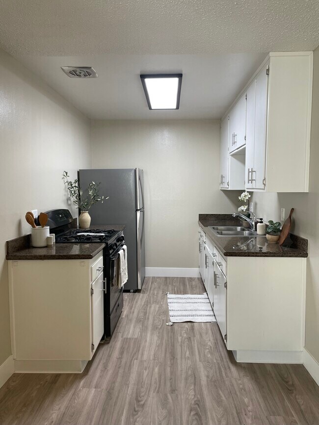 The Mariah Apartments Loomis, CA