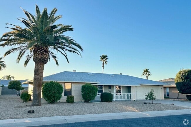 Building Photo - 9617 W Glen Oaks Cir N Rental