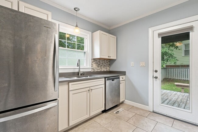 Photo - 2408 Cascadilla St