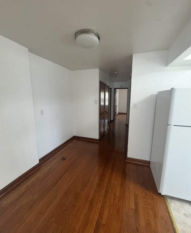Photo - ** MOVE-IN SPECIAL. Half Off 1st Months Rent**
1.5-Bedroom Apartment with Bonus Room & Hardwood F...
