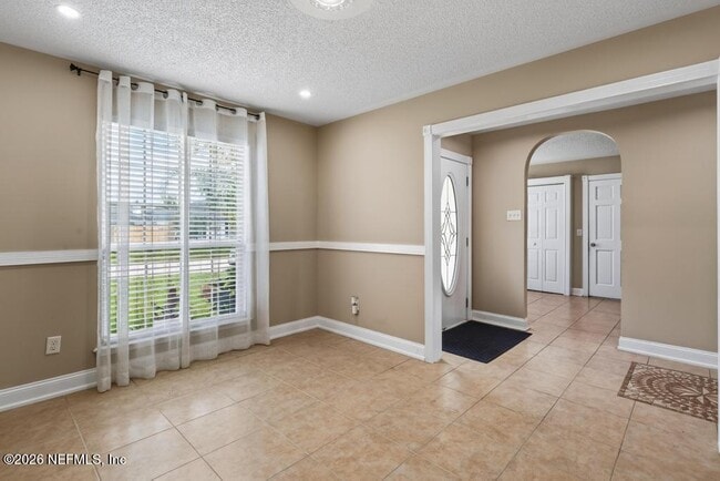 12418 Running River Rd S