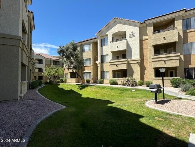 Photo - 18416 N Cave Creek Rd Unit Apt 2027