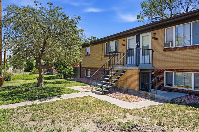 Building Photo - 4330 W 72nd Ave Unit 1