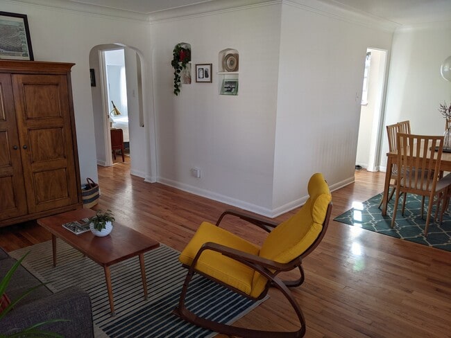 Photo - 1600 Winona Ct Unit 1