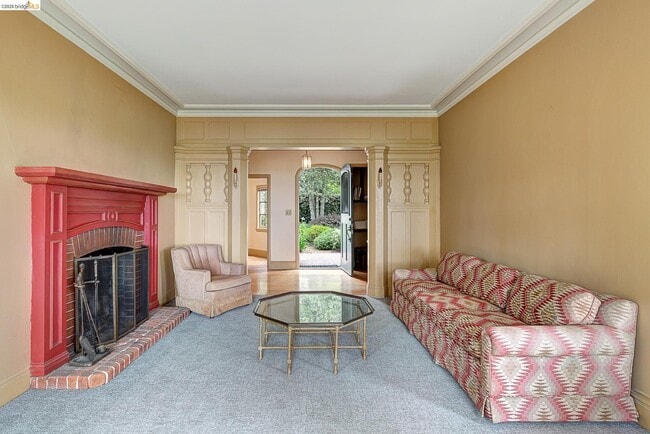 Photo - 1542 Hawthorne Terrace