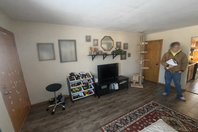 Photo - 1907 Green Tree Rd