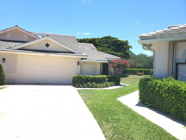 Building Photo - 10832 Stafford Cir N Rental