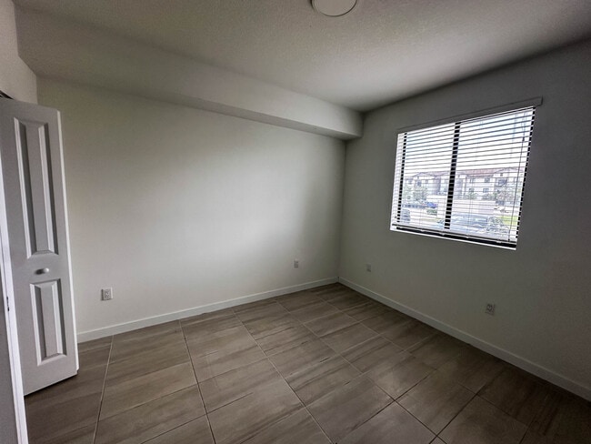Photo - 20621 NW 7th Ct Unit A1