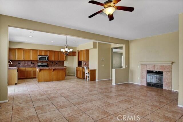 Photo - 235 Peregrine Ln