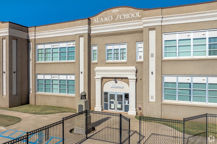 Building Photo