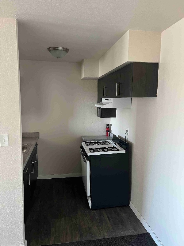 Photo - 2919 W Wisconsin Ave