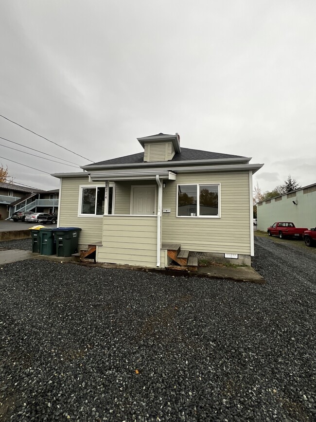 Photo - 2214 Valencia St