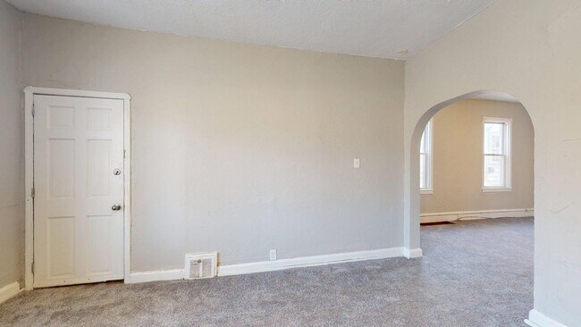 Photo - 3523 Walton Ave Unit Front Down