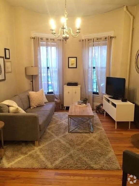 Building Photo - 17 Worthington St Unit 1 Rental