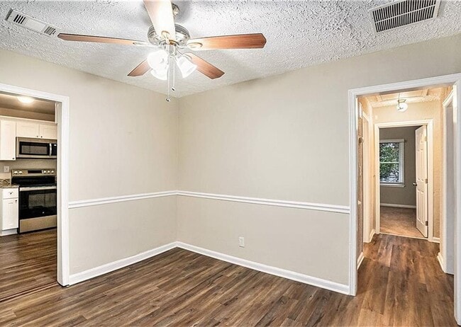 Photo - Beautiful 3-Bedroom Home with Spacious Backyard in Decatur