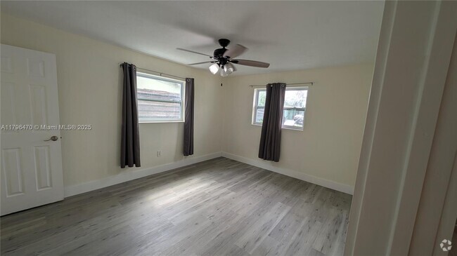 Building Photo - 6701 NW 25th Ct Rental