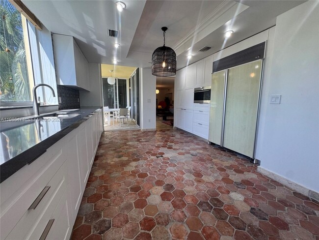 Photo - 445 Grand Bay Dr Unidad 310