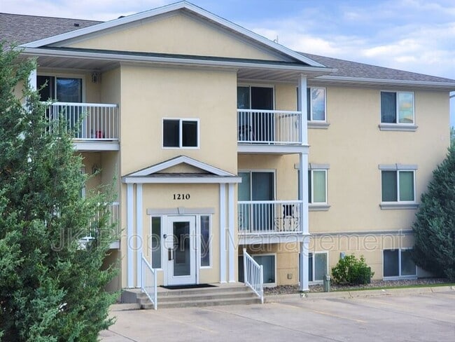 Photo - 1210 5th St S