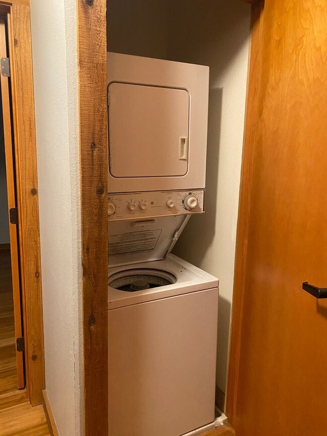 Photo - Beautiful 3BR, 2Bathroom Condo Located in ... Unit 207