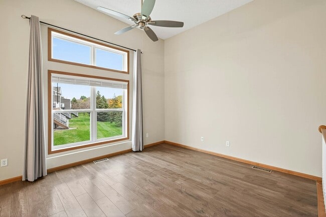 Photo - 7104 Merrimac Ln N