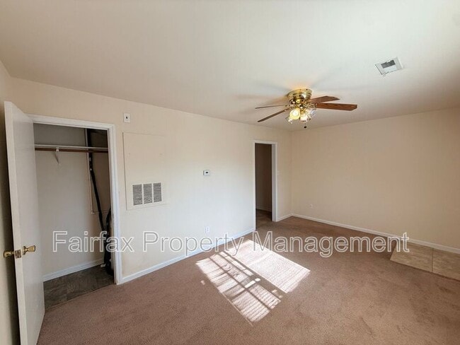 Photo - 1309 Hudson Ave Unit C8