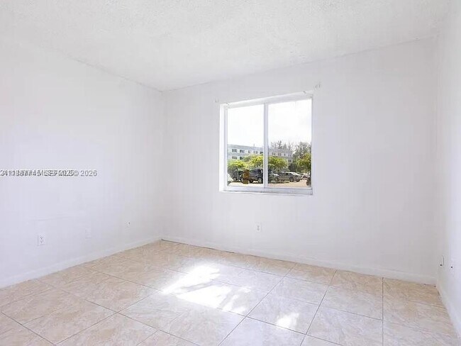 Photo - 14850 Naranja Lakes Blvd Unit B1B
