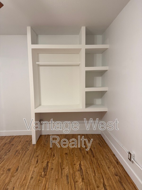 Photo - 155 Hardie Rd