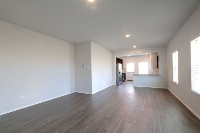 Photo - 2091 Olivia Dr