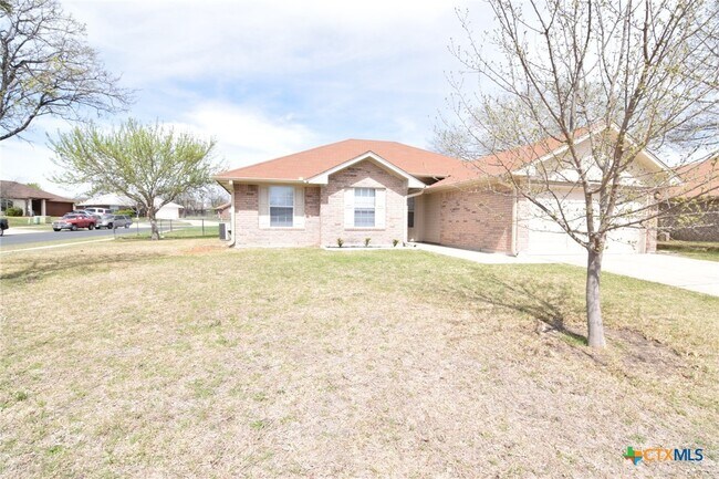 Photo - 4201 Bluestem Ln
