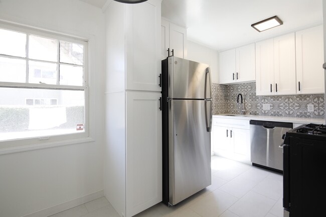 Photo - Las Palmas Apartments