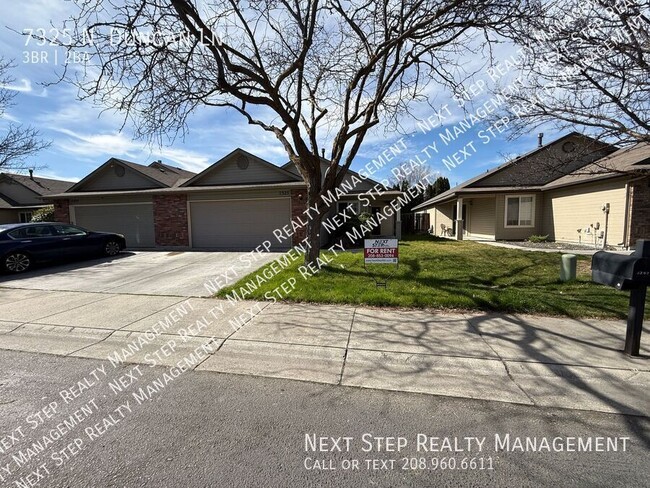 Photo - 7325 N Duncan Ln