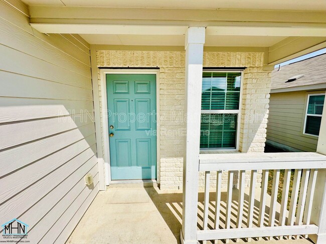 Photo - 9007 Little Hoss