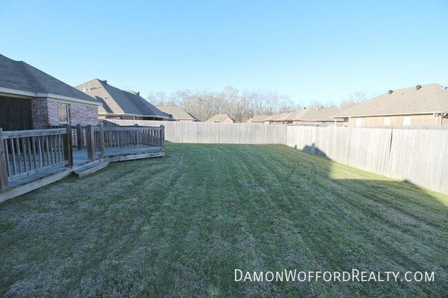 Photo - 614 Oak Park Cir