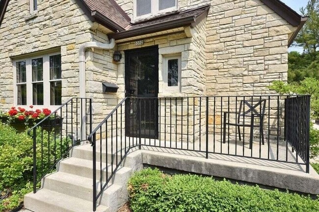 Photo - 5352 N Kent Ave