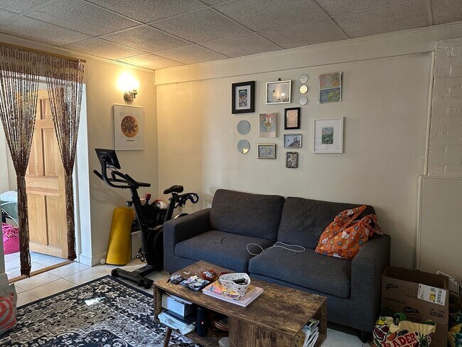 907 Beacon St Unidad 2