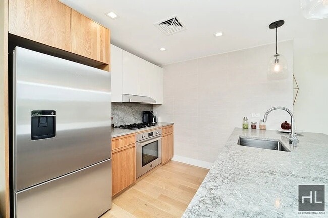 Photo - WEBSTER AVENUE Unit 504