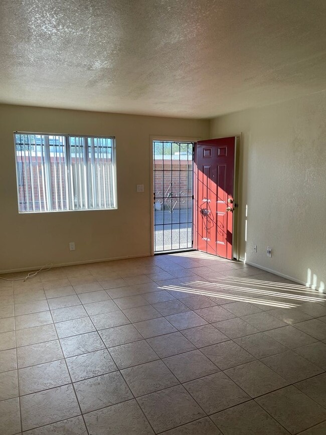 Photo - Charming 2-Bedroom Duplex! Unit 2939 Palo Verde