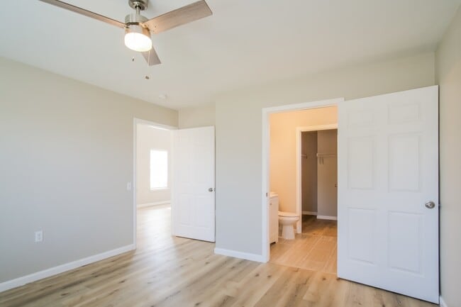 Building Photo - 17801 Powder Creek Dr