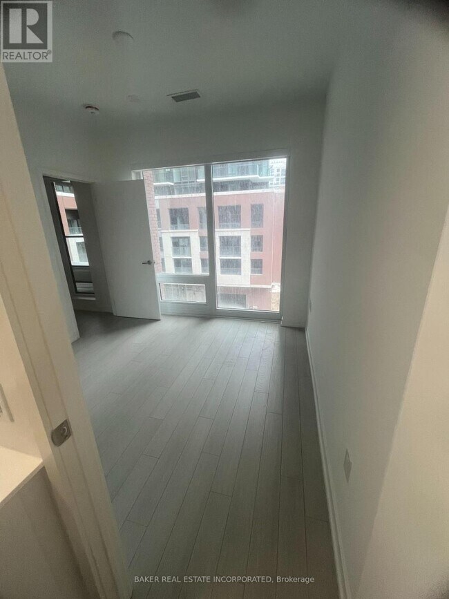 Photo - 4010 Eglinton Ave W Unit 413