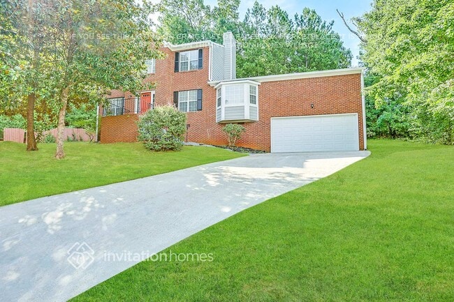 Photo - 3863 Creekbank Cove