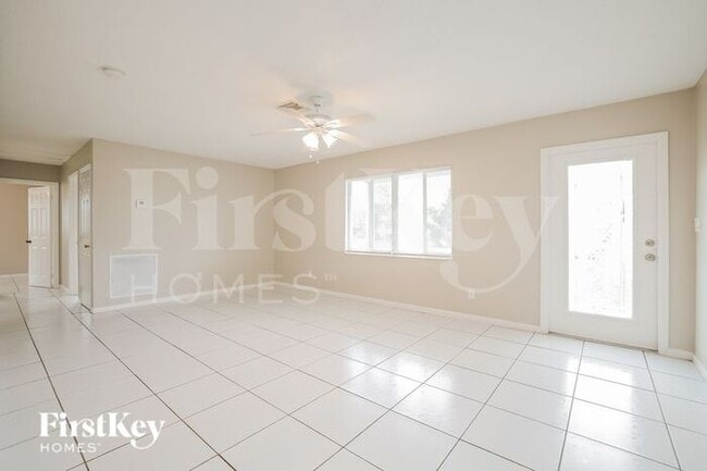 Photo - 22 Willow St