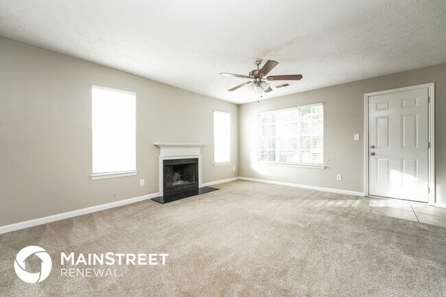 Photo - 955 Shadow Ridge Trail