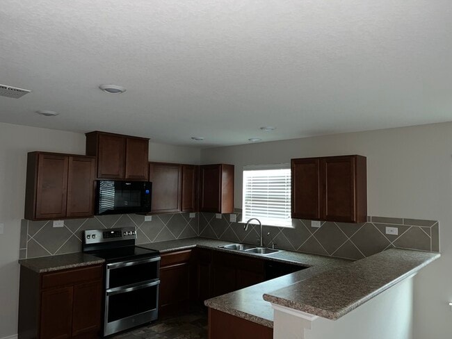 Photo - 4519 Stetson Park