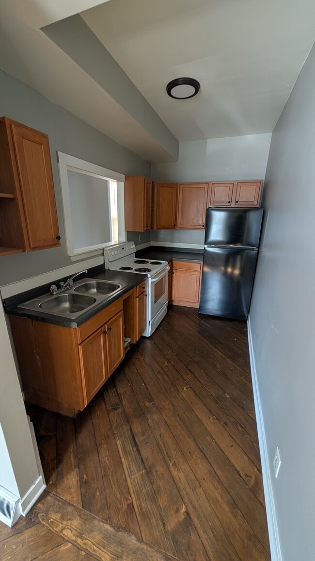 Photo - 2609 N Fratney St Unit 2609 LR