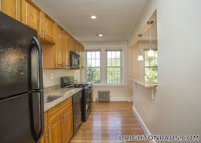 Photo - 288 Chestnut Hill Ave Unidad 24