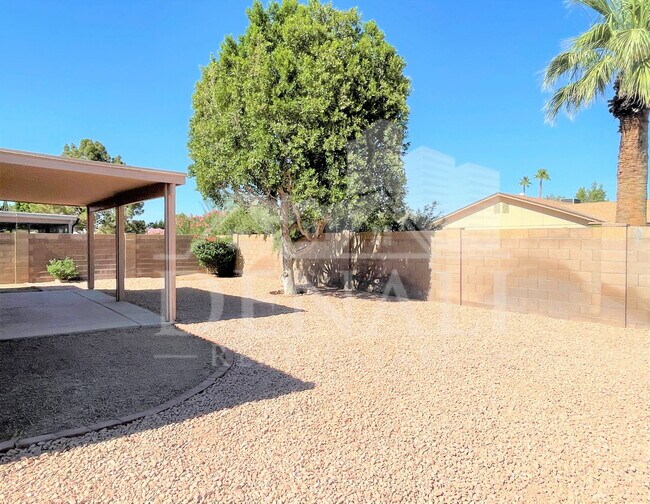 Photo - 16001 N 50th Ave