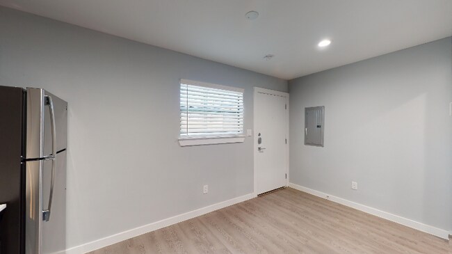 Photo - 4400 San Jacinto St Unidad 108