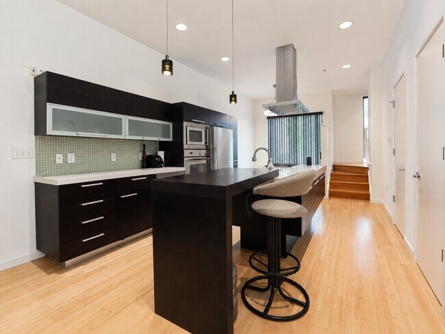 Photo - 350 Viburnum Way Ct Unit 350 Viburnum Way Ct