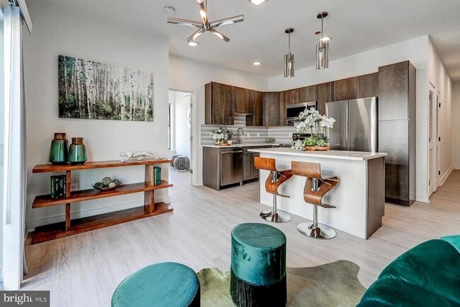 Photo - 421 S Broadway Unidad 507